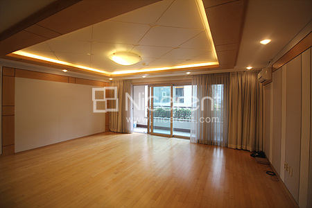apartment photo