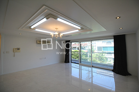 apartment photo