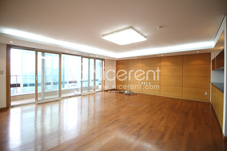 apartment photo