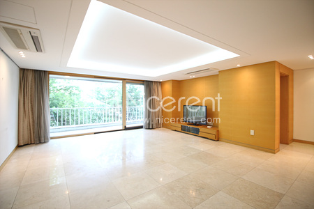 apartment photo