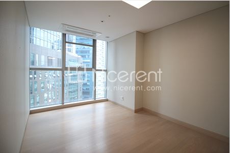 apartment photo