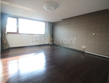 apartment photo