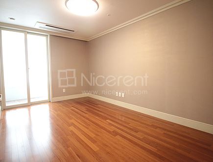 apartment photo