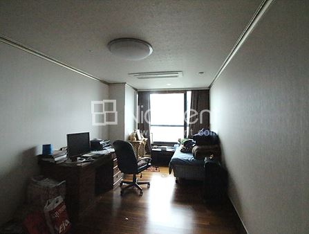 apartment photo