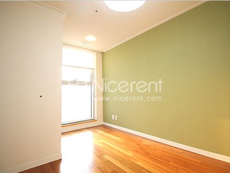 apartment photo