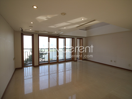 apartment photo
