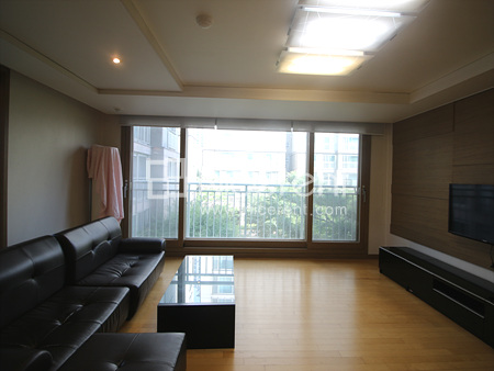 apartment photo