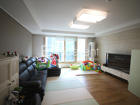 apartment photo