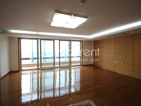apartment photo