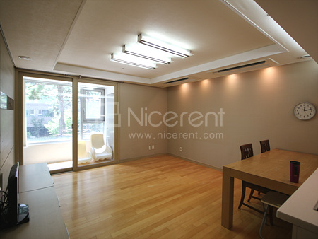 apartment photo