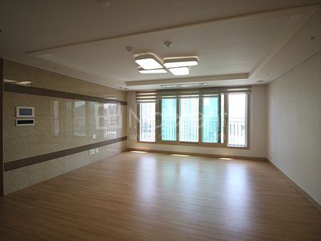 apartment photo