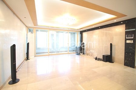 apartment photo