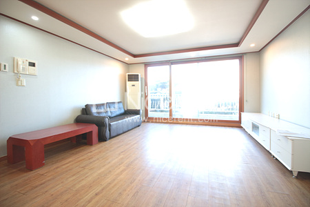 apartment photo