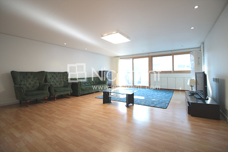 apartment photo