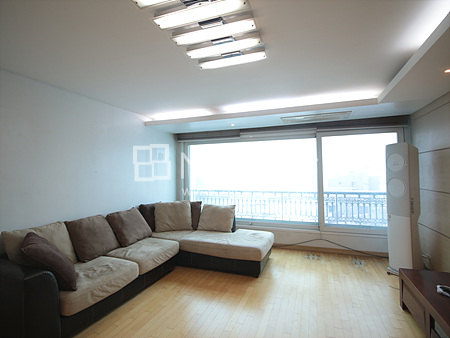 apartment photo