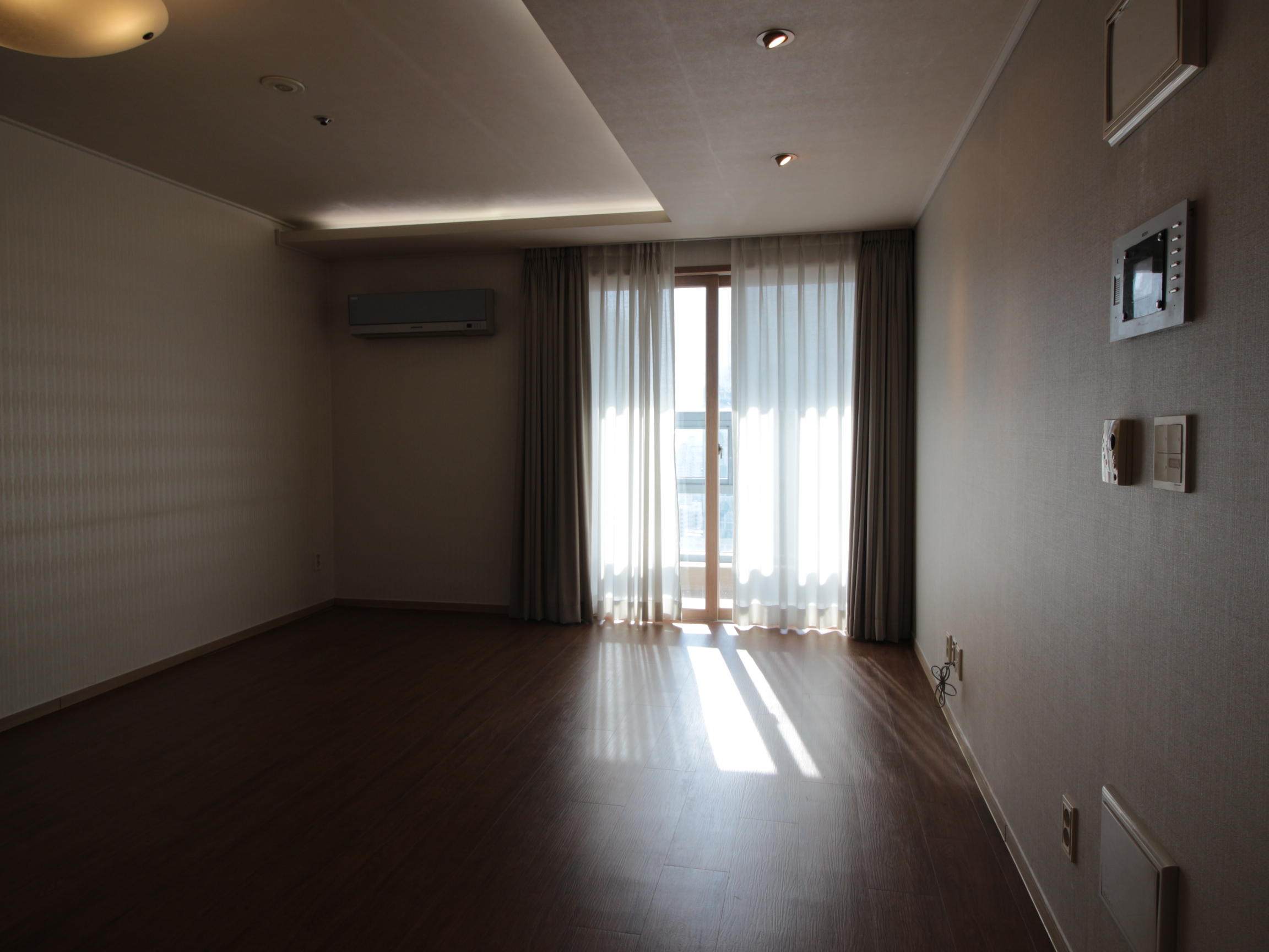 apartment photo