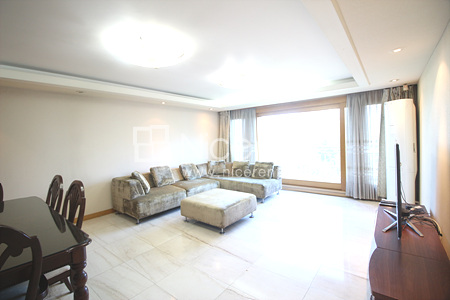 apartment photo
