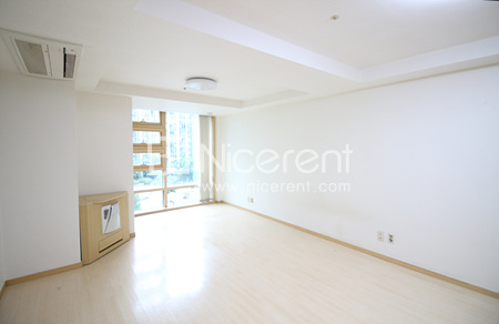 apartment photo