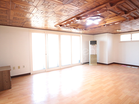 apartment photo