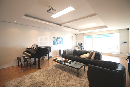 apartment photo