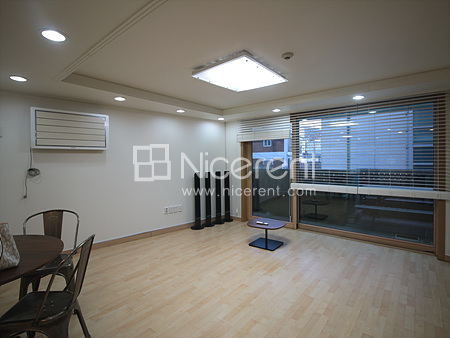 apartment photo