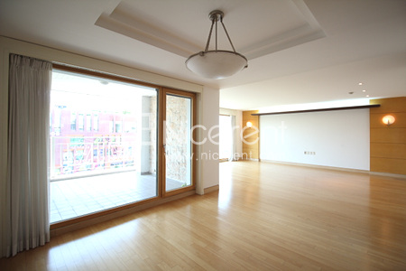 apartment photo
