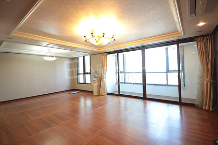apartment photo