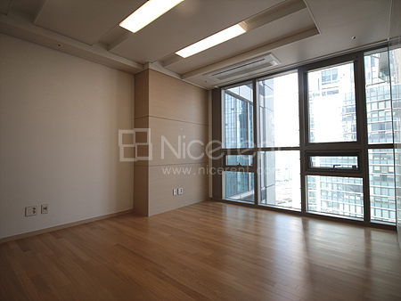 apartment photo