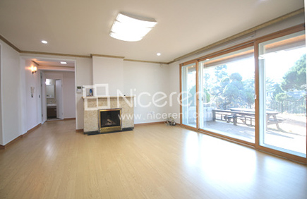 apartment photo