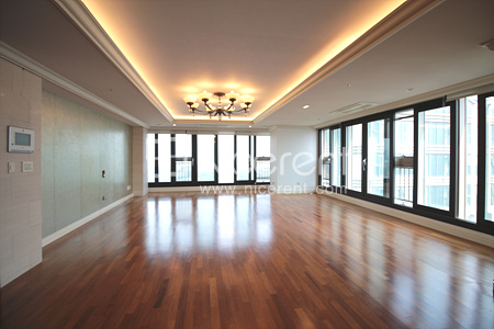 apartment photo