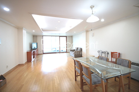 apartment photo