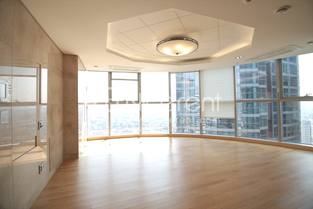 apartment photo