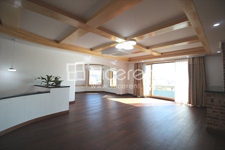 apartment photo