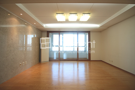 apartment photo
