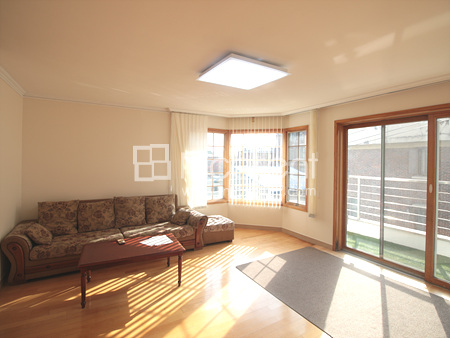 apartment photo