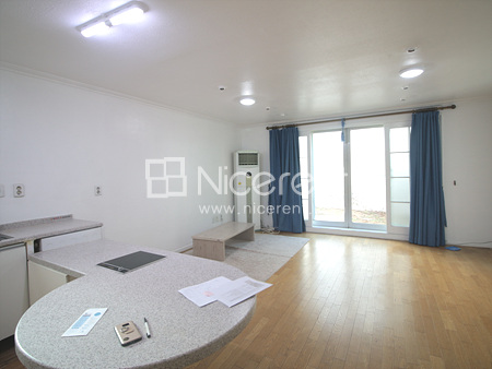 apartment photo