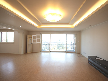 apartment photo