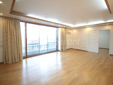 apartment photo
